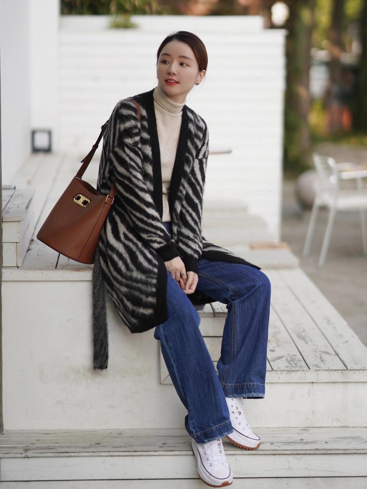 小姐姐 越简约越高级,冬日里不能少的开衫搭配,谁穿谁好看