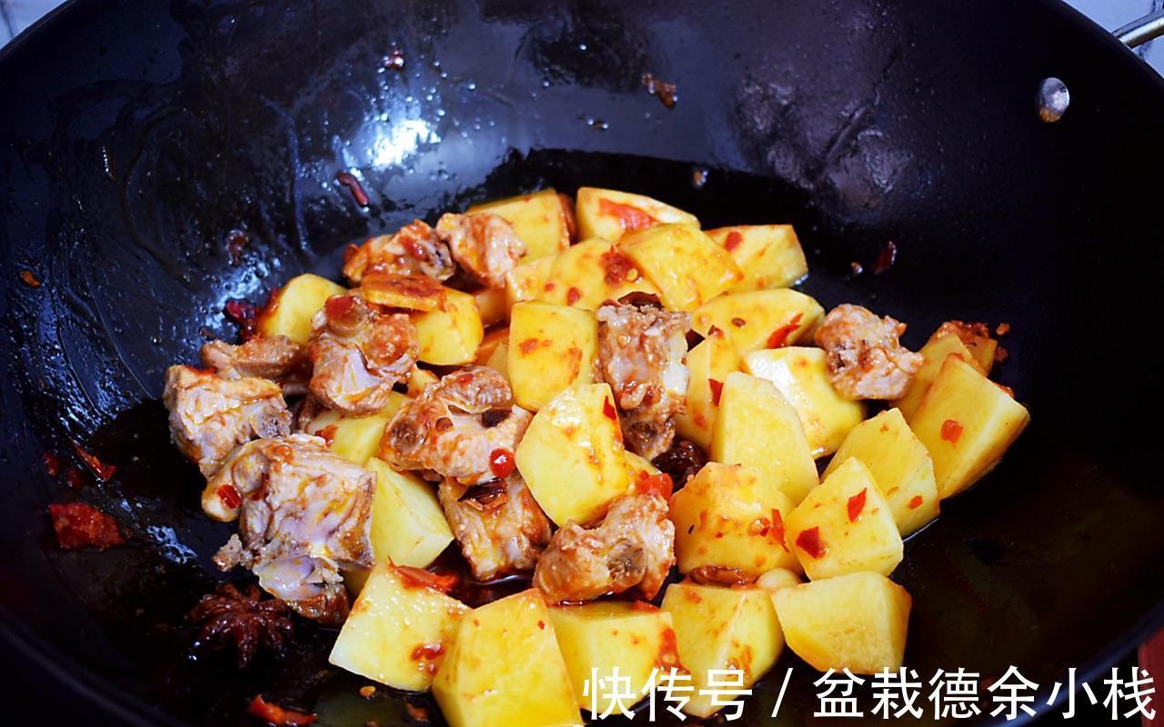 小块儿|东北乱炖，食材丰富，百吃不腻