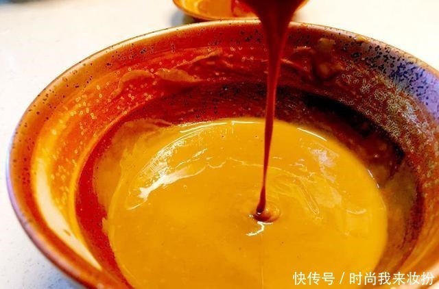 稀释芝麻酱，用水还是用油弄错了，芝麻酱不香，不细腻也不顺滑