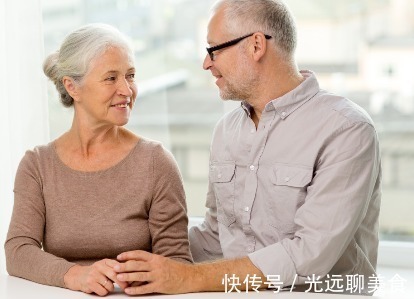 洗脚|洗脚2不要、洗澡2不可、洗头2不能,做好“6点”或许更长寿