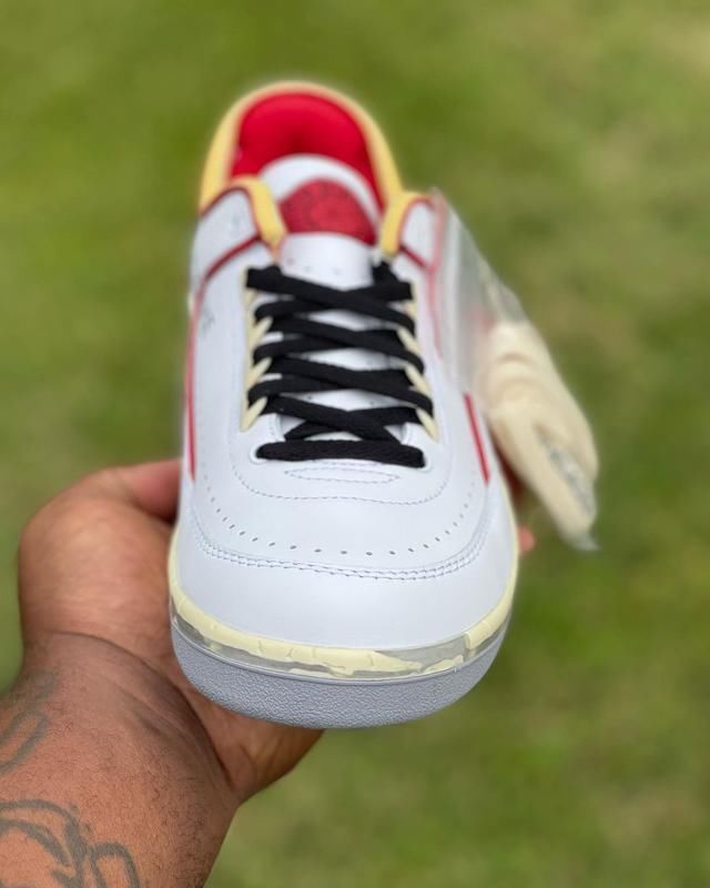 white 飞翼鞋盒太酷了!OW x AJ2 最新图片泄露!下月正式发售