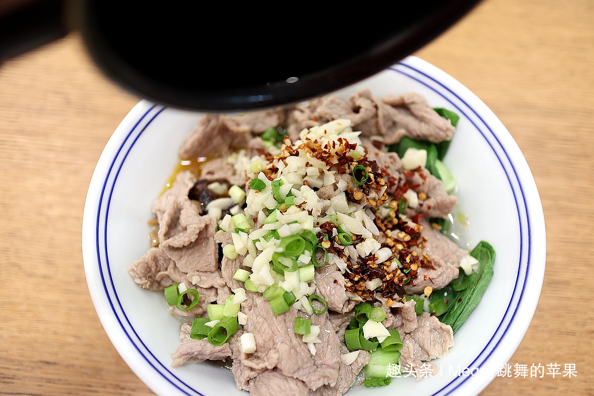 云南米线新吃法,简单营养,香辣过瘾,端上桌就秒光