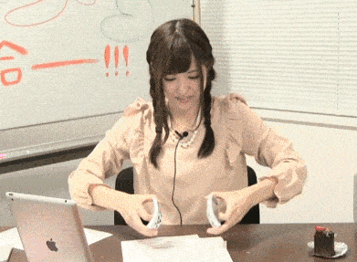 |搞笑GIF:奶奶遛狗一个月,狗狗瘦10斤,奶奶长10斤,原来如此