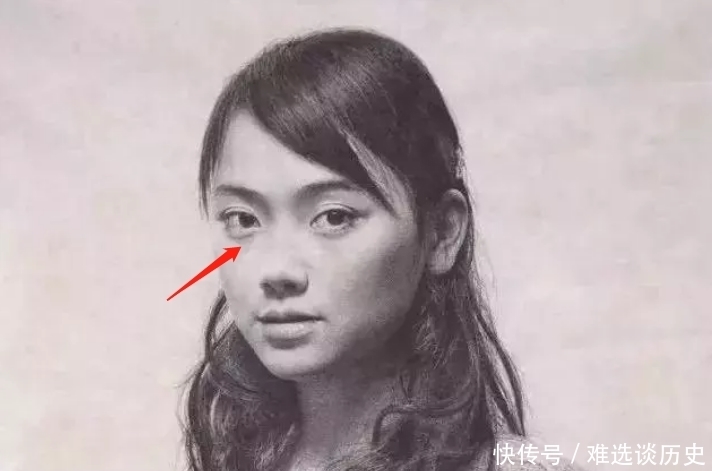 做冷军|冷军版《蒙娜丽莎》,放大60倍,眼皮底下的小颗粒都看得分明