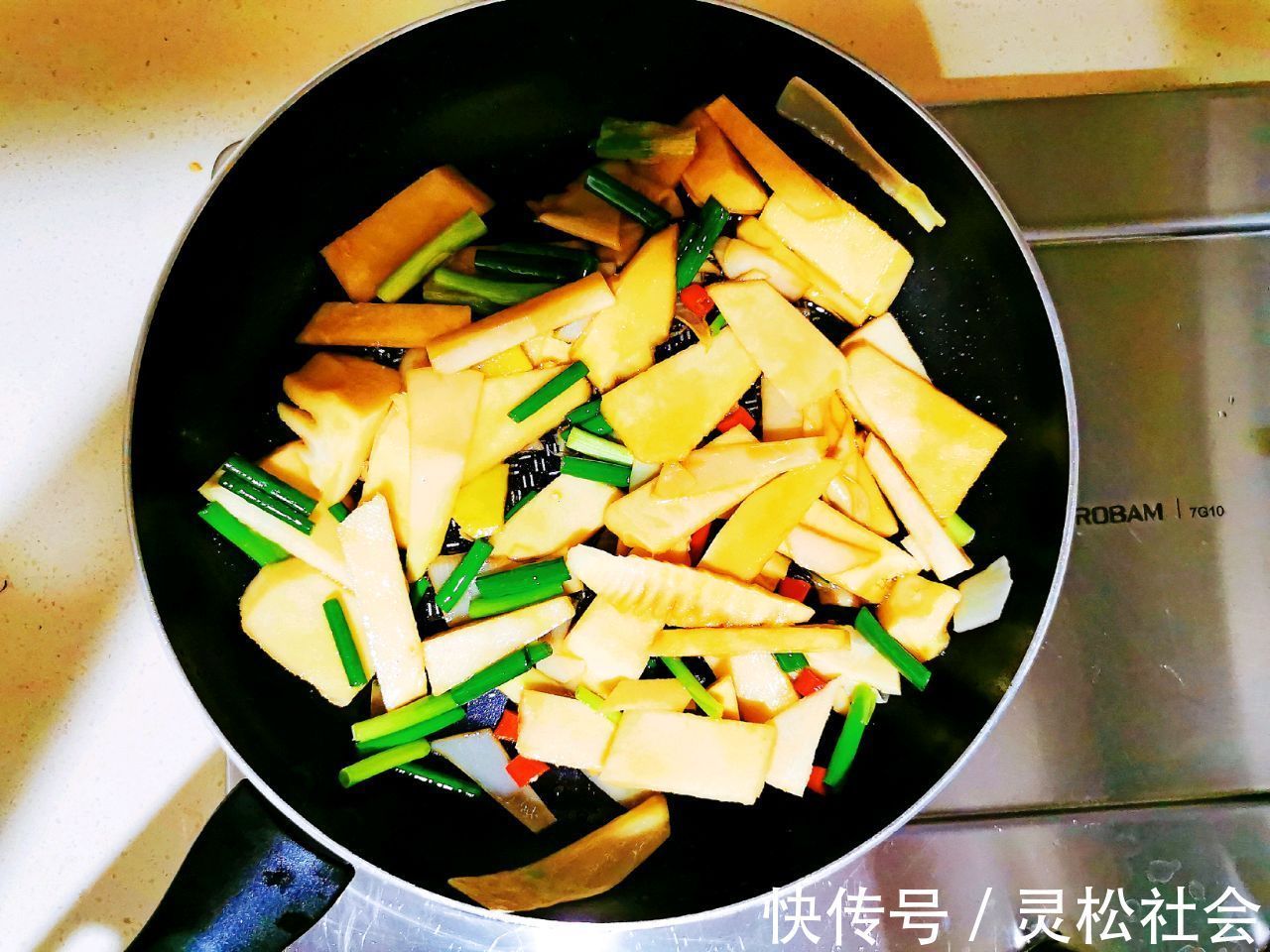 笋谱|清脆可口地清炒竹笋，味道鲜美，制作简单