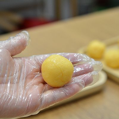 全脂奶粉|奶黄流心月饼
