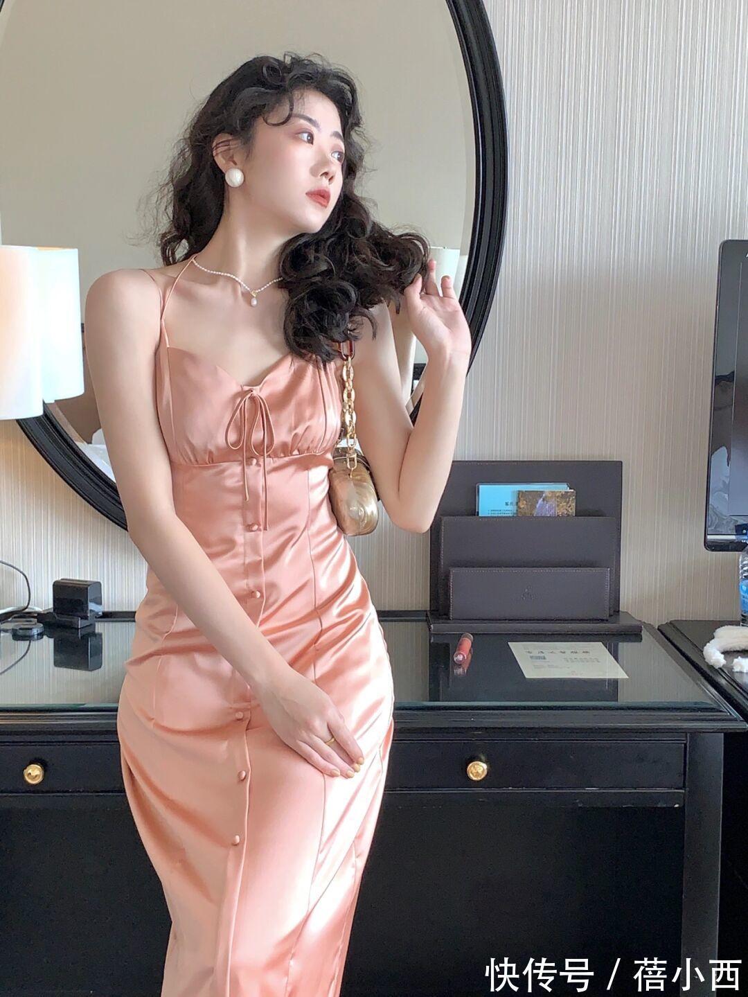 穿搭|谁穿谁有气质!给衣橱添加这14套法式穿搭,穿得好看心情才会好