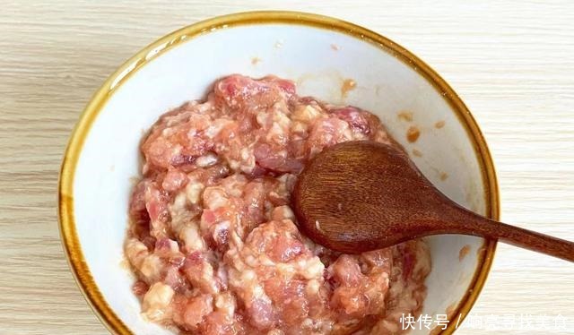夏天到了,多给家人吃这道蒸菜,清爽开胃又解暑,营养好吃不上火!