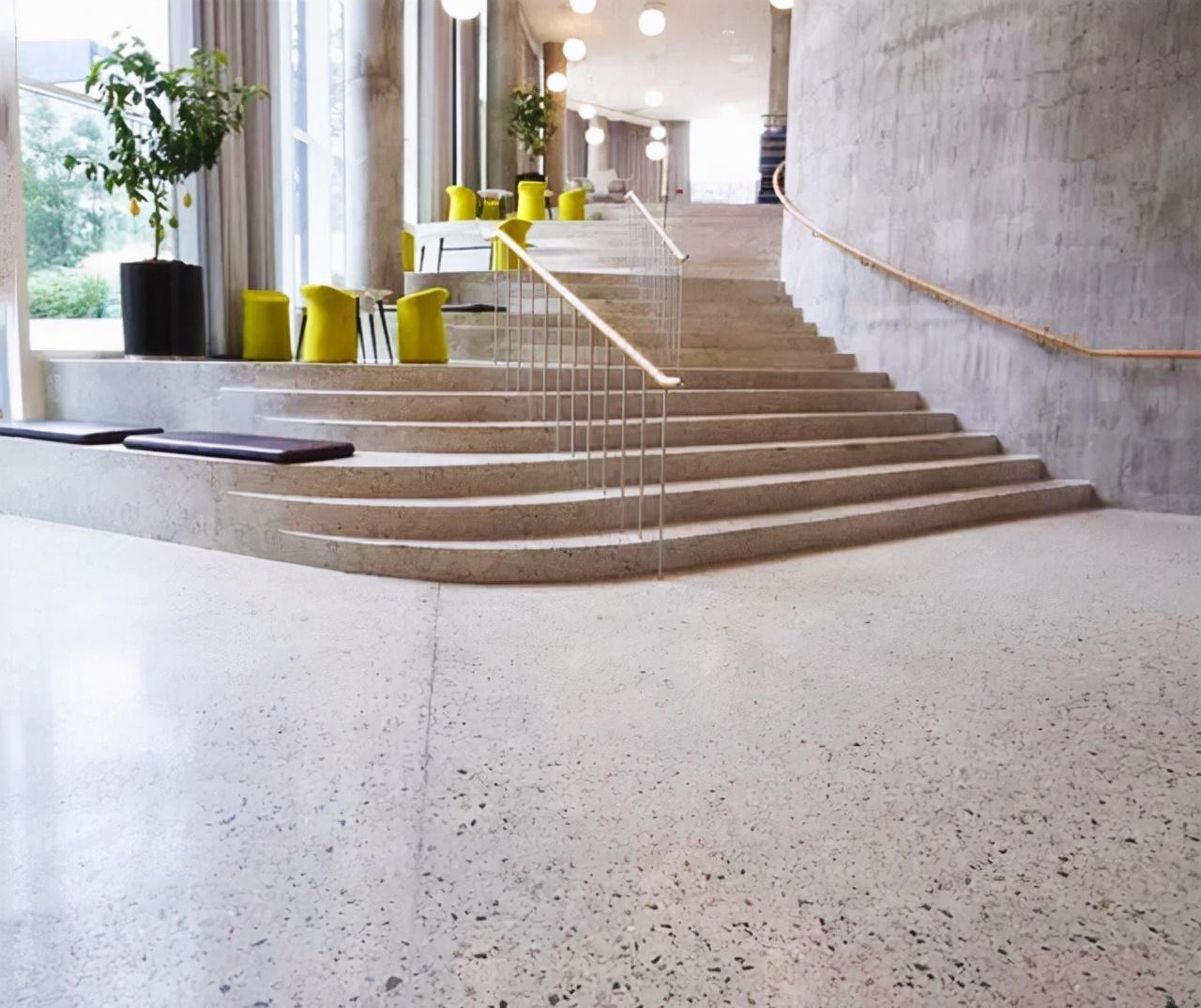 铺设|若再装就换种新材料,通铺起来非常上档次,纹理可定制好看、通配