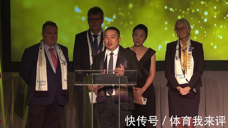 开局|无愧刘国梁信任!樊振东4-1胜张本智和,登顶世界杯,成国乒男单新领军