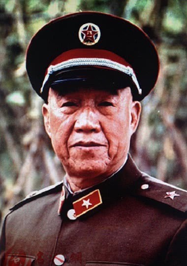 红四方面军|珍宝岛战役中,负责前线指挥的开国少将肖全夫,后来怎么样了?