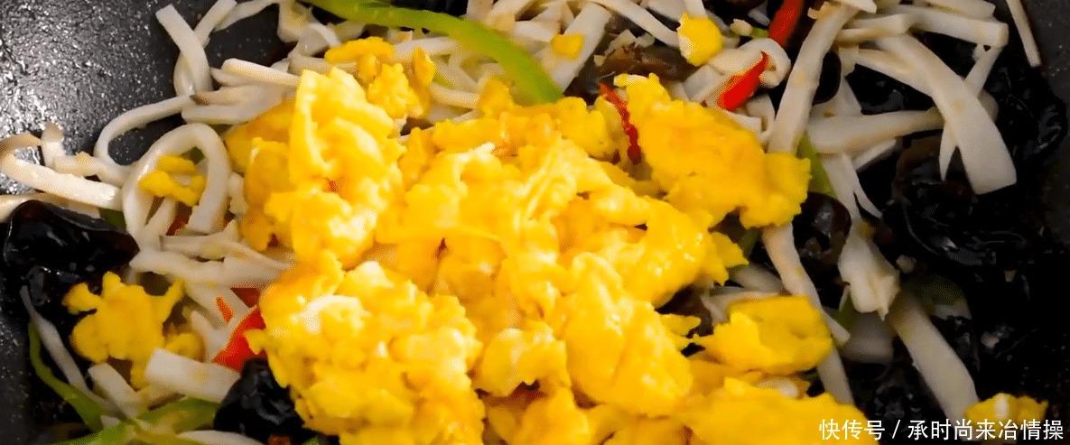 杏鲍菇|3个鸡蛋2个杏鲍菇,1周给孩子吃2次,补钙比大骨要强10倍