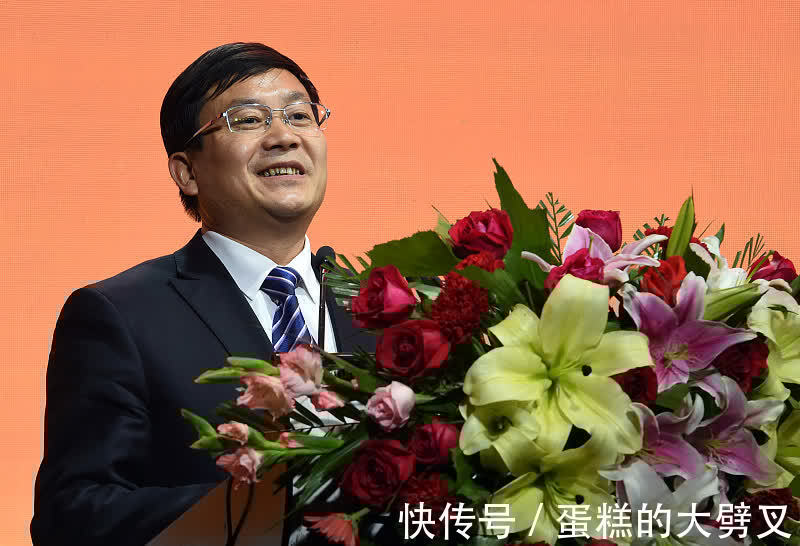 出生率|手握50万,明年起是“买房”还是“存银行”?银行行长良心建议