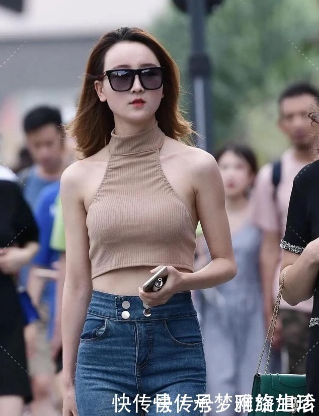 搭配 不是牛仔裤不好看,而是你不会搭配,用时髦做搭配效果不一样