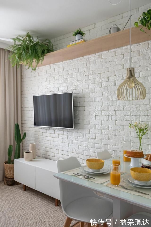 蜗居|虽然没阳台,也没有书房,但布置温馨,小夫妻蜗居52㎡的家也满足