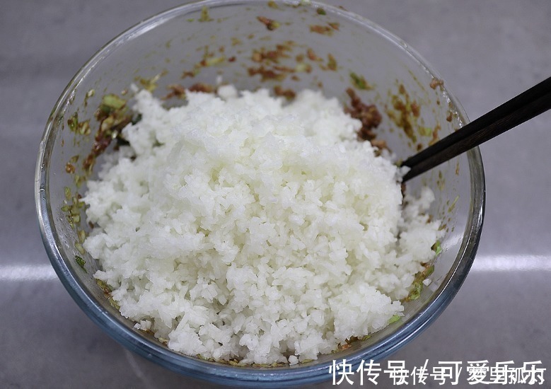 萝卜包饺子,直接包还是先焯水?多数错在这一步,难怪没有萝卜味