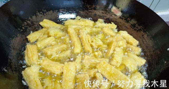 麻辣|腐竹这个做法真解馋,我家每周吃三次,麻辣鲜、不放肉也特香!