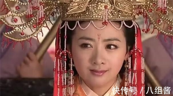 林黛玉@红楼梦续文43:宝玉离家出走为何留下2朵宫花?别人不懂宝钗秒懂