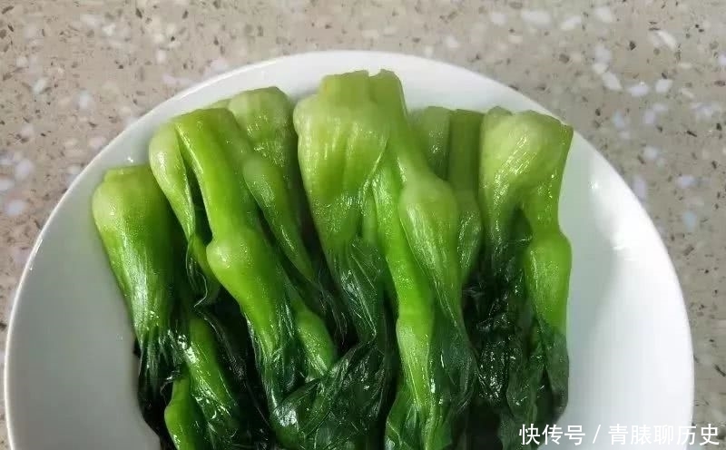 香菇菜心——菜嫩菇滑,比吃肉还过瘾!