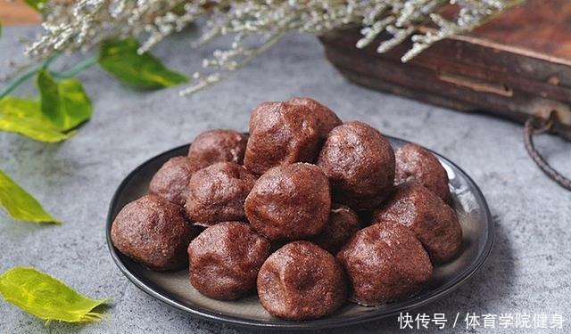 不论男女,早上空腹吃它,等于慢跑2小时,清肠排便,口臭也消失!