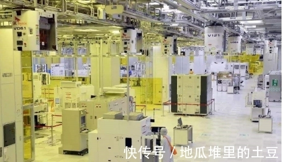 总裁|逼着中国发展?荷兰ASML总裁急了:不卖中国,3年后他们就能掌握