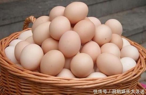 冰箱|保存鸡蛋最好别放冰箱,教你2招,半年都不会变质,赶紧试试!