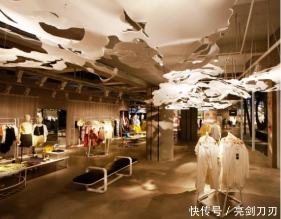 一年亏损8亿!知名服装品牌陷入困境,如今想靠“卖房续命”