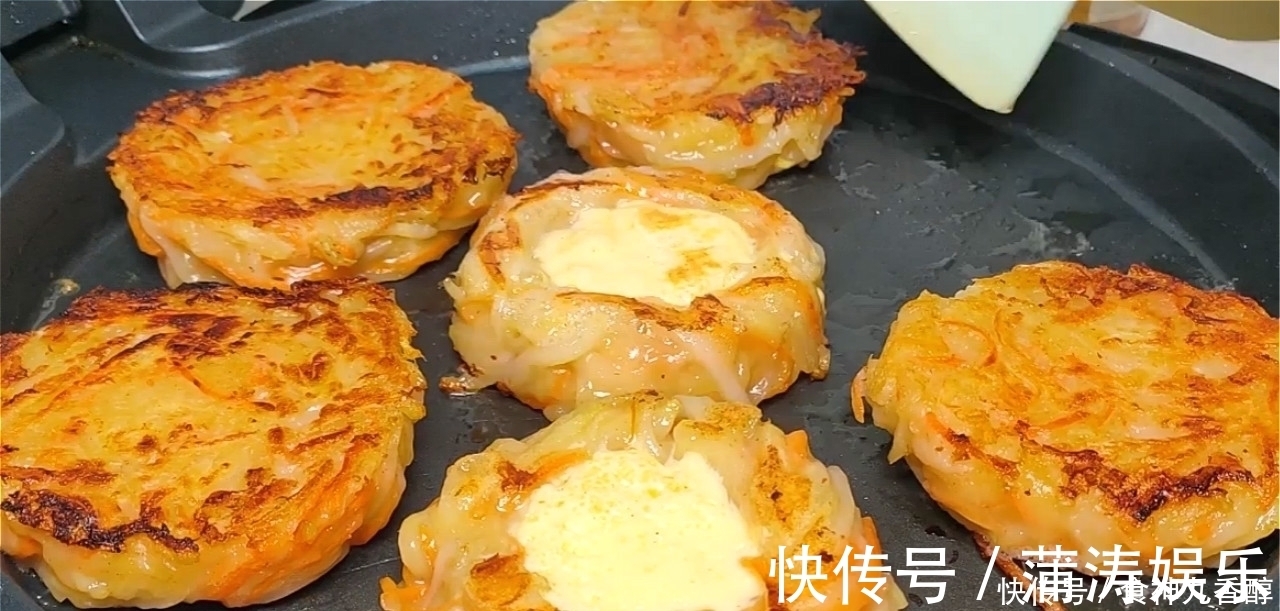 鸡蛋|2个鸡蛋，5个土豆，创意早餐新吃法，上桌就光盘