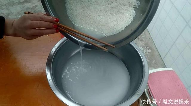 太傻了!这3种“废水”全扔了,用它们浇水,不花钱也能养好花!