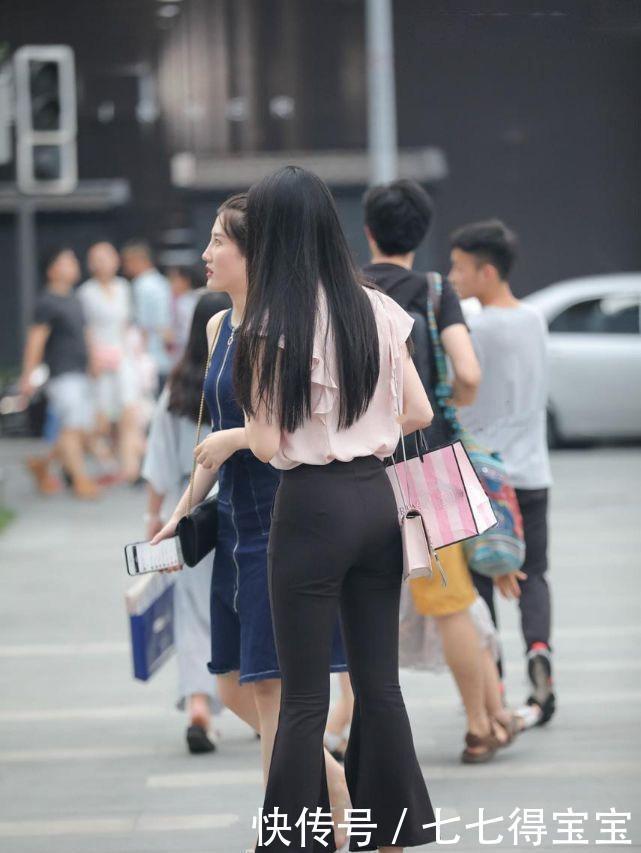 身材|纤细的休闲裤装,舒适的喇叭裤,个性时尚又显身材