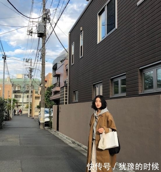 t恤|日系风穿搭知性到让你害怕，T恤和西服外套简约干练，气场强大