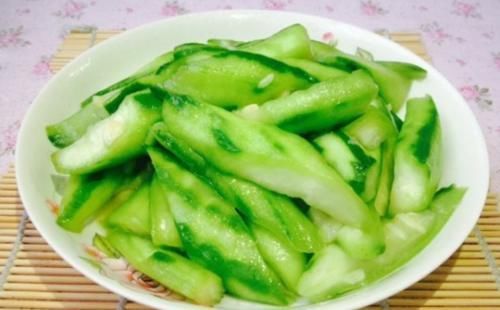 菠菜|忠告:丝瓜不能和此物同吃,吃了对身体不好,现在知道还不晚!