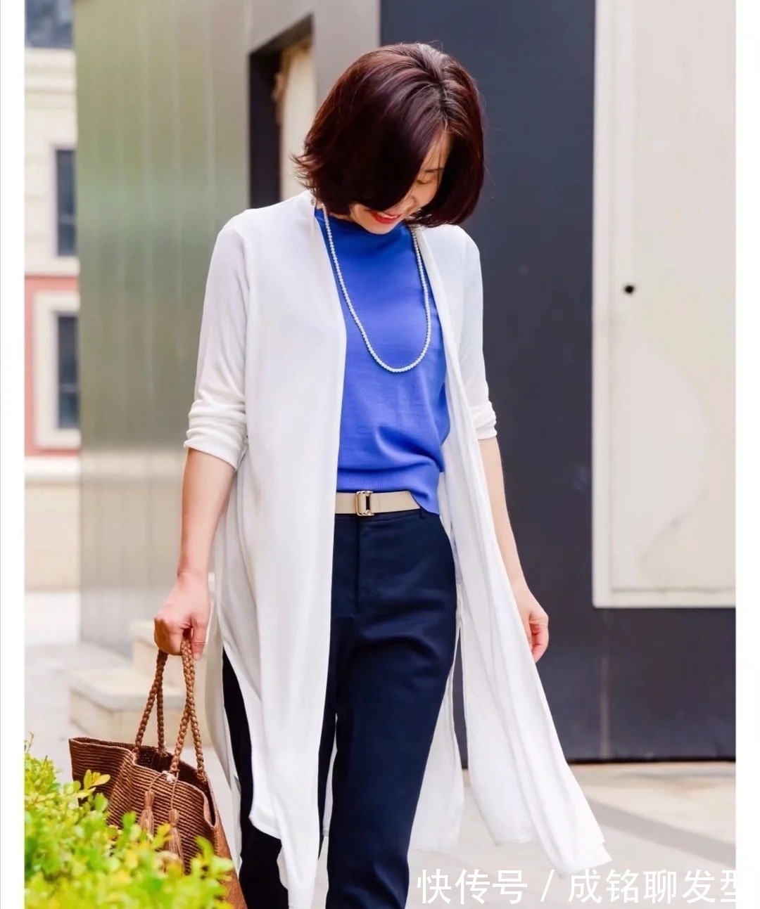 穿搭|50岁女人拒绝“妈妈装”,学学这几位博主的穿搭,文艺优雅显年轻
