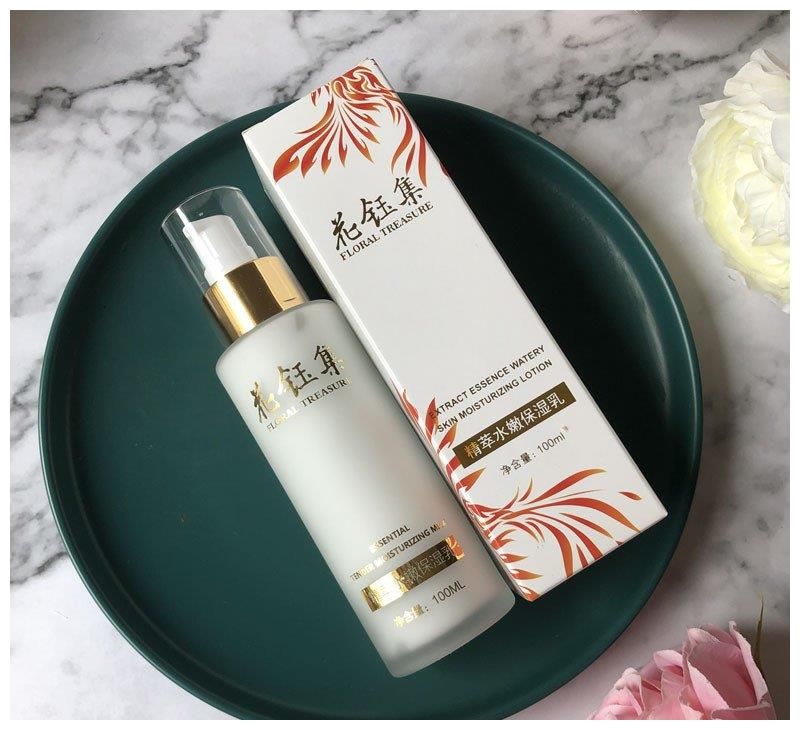 这些爽肤水深层补水，紧致毛孔，美白去黄，让肌肤回归婴儿皮肤