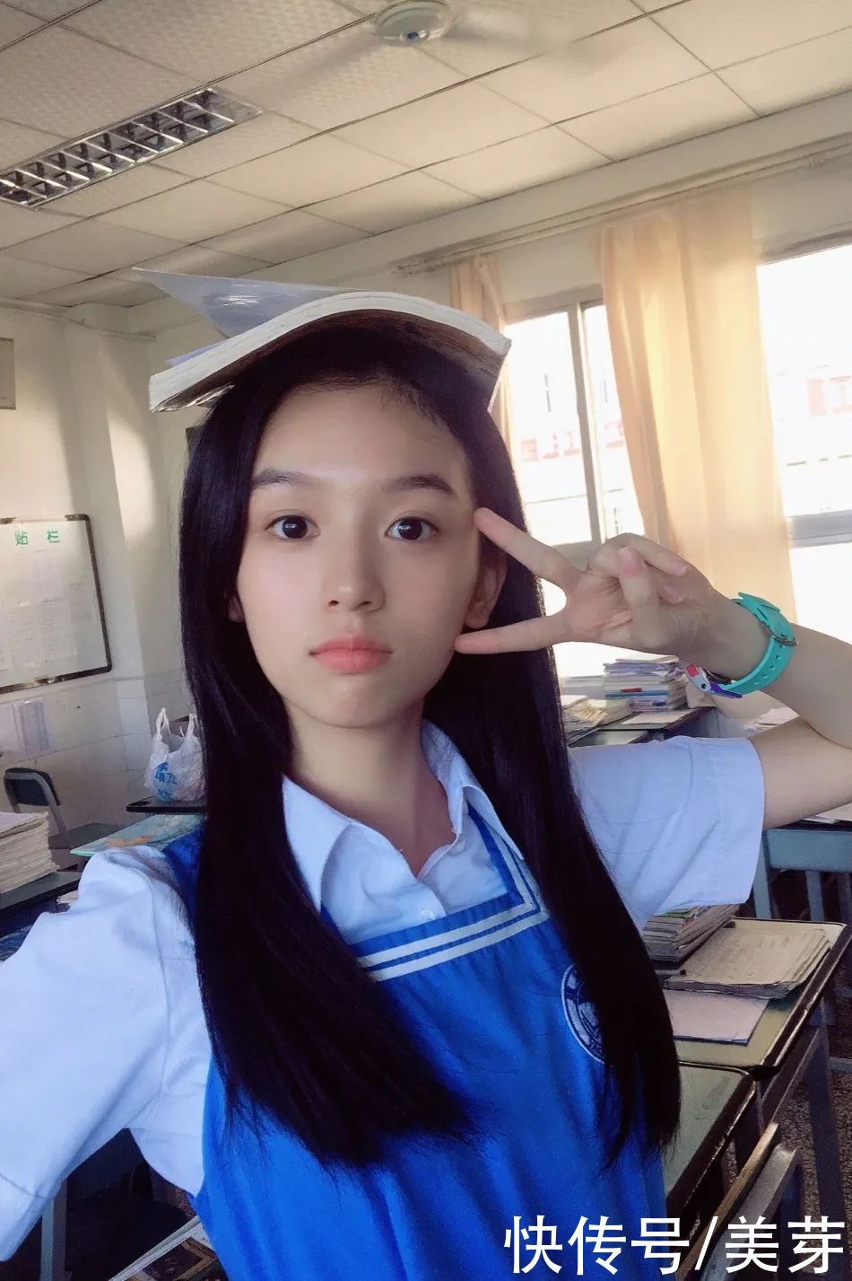 宝藏女孩|00后输了，这届95后小花也太会穿了吧