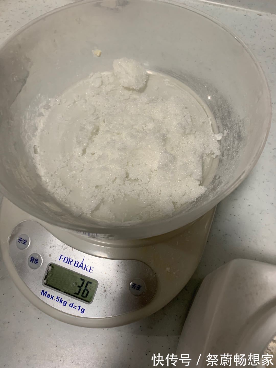 家庭自制油炸甜麻花 蓬松饱满 绵软香甜 好吃到停不下来