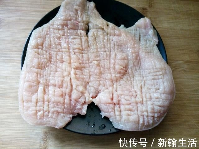 鸡肉|鸡排风靡大街小巷，自己动手就能做，只要会用烤箱就行