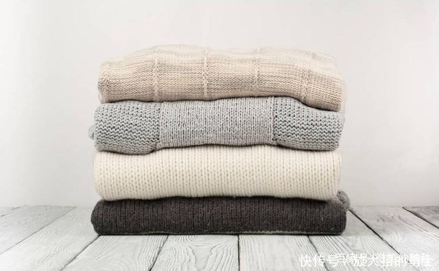 太太|法国女人只需10件衣来看看巴黎的优雅太太,秋冬衣橱里都有什么