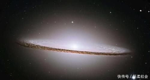 人类找到宇宙的边界之后,把手伸出去会发生什么你可能碰到自己