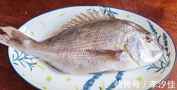 入秋后,吃此鱼正当时,比带鱼营养,比鲫鱼鲜,红烧、清蒸都美味