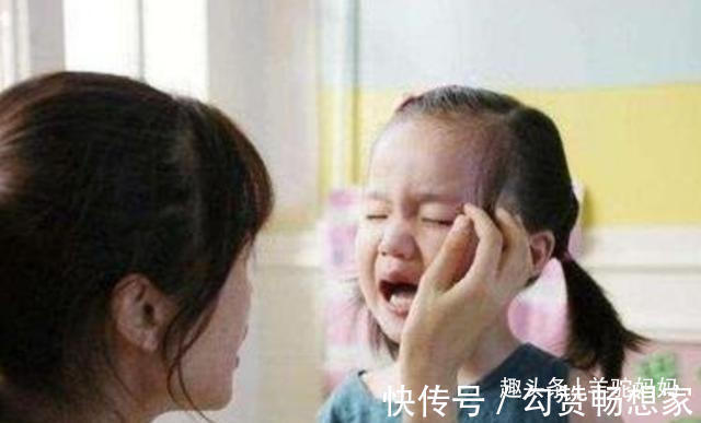 小佳|我国首批“随母姓”娃已18岁,正面临3个扎心问题,网友心疼