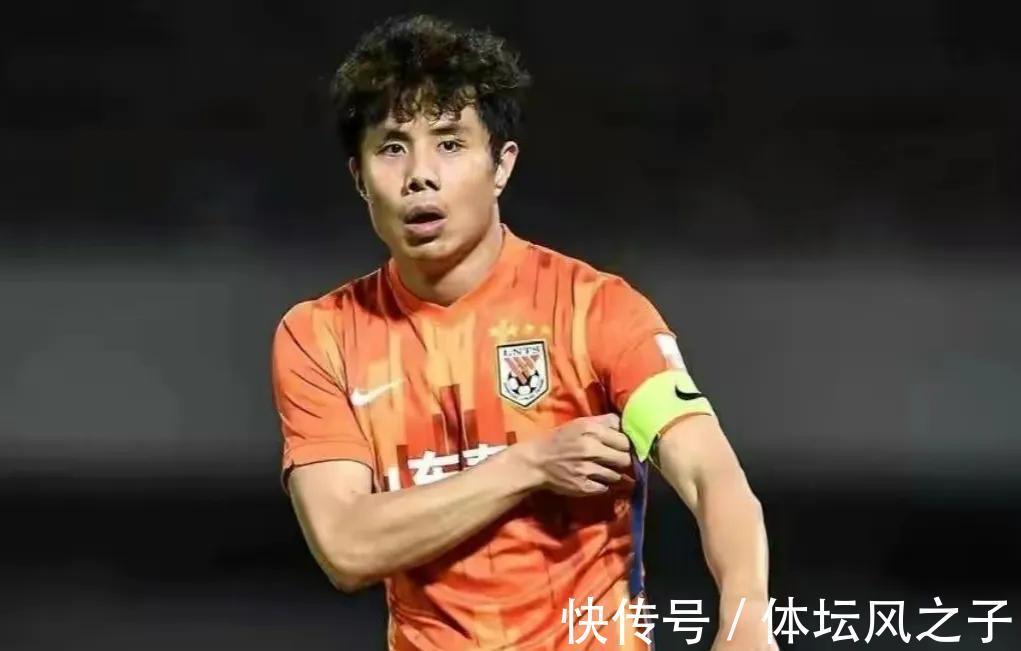 武汉队|蒿俊闵或将重返泰山队,已与武汉队闹僵,球队已经联系不上他了