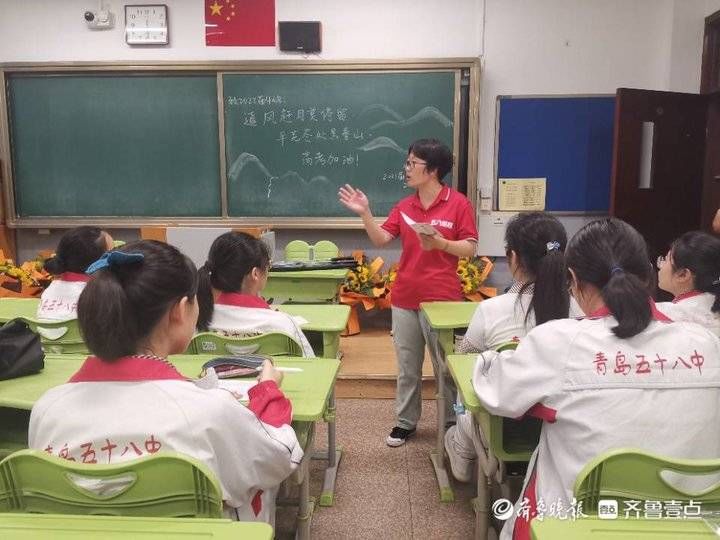 红雨伞|高考故事｜考完后的大雨中，他们全体回教室，听班主任说说心里话