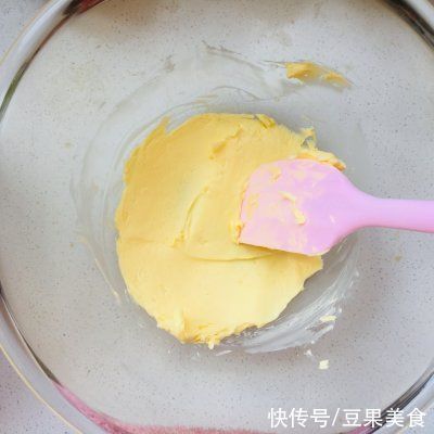 面团|外壳酥脆！内心软糯Q弹DE德式布丁塔