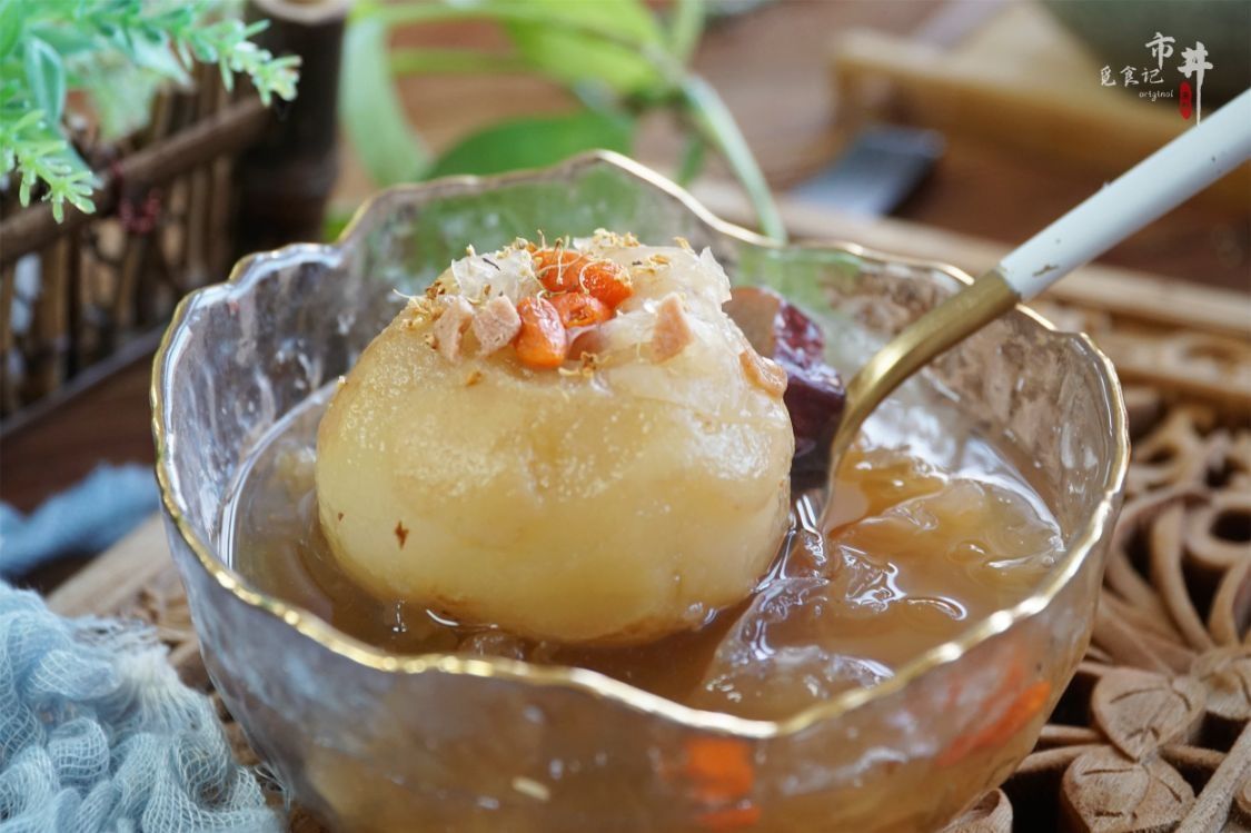 大冷天，要学会吃“烤梨”，传统民间智慧，暖身润燥适合冬天