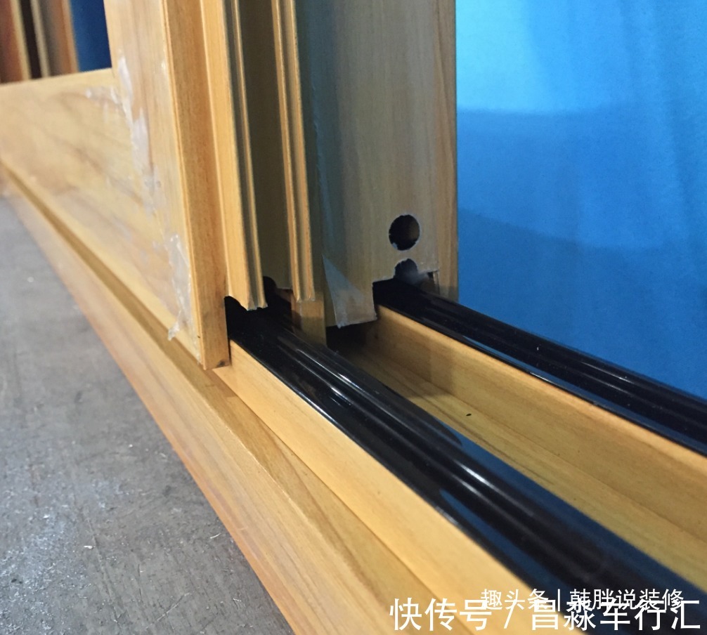 凹槽|厨房装推拉门早就过时了,聪明人都用这2种隔断,后悔没有早知道