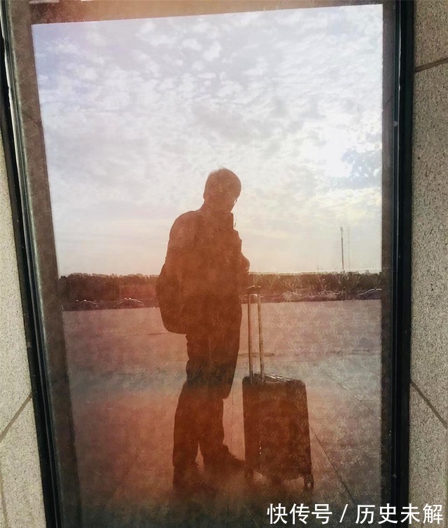 端口 商务and时尚地平线8号零感背包,好看真能搞定一切!