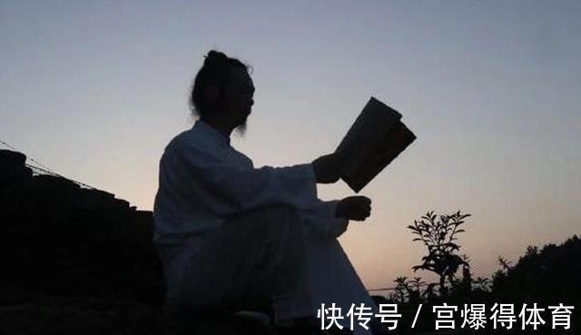 小鬼@聊斋:书生买来一本“道法”书籍,能够驱使鬼神,试验结果如何?