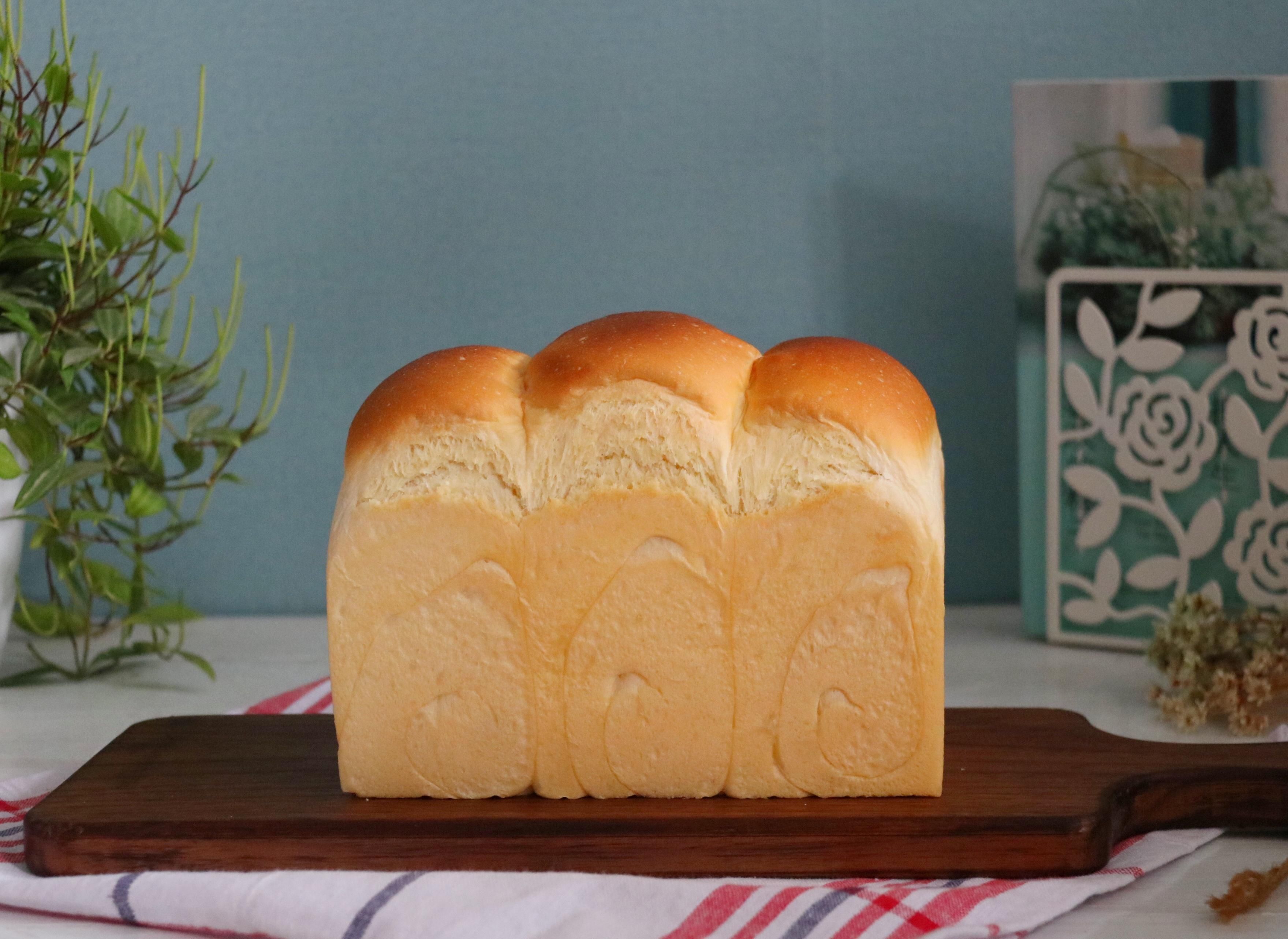 想吃面包不用买，学会1次发酵的手撕吐司，一次做两个也不费事了