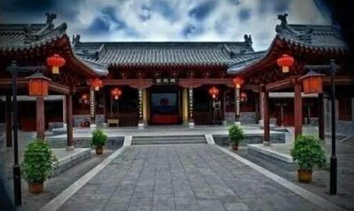 县令|中国最牛的县令家族,一家人当了890年县令,完全不受朝代影响